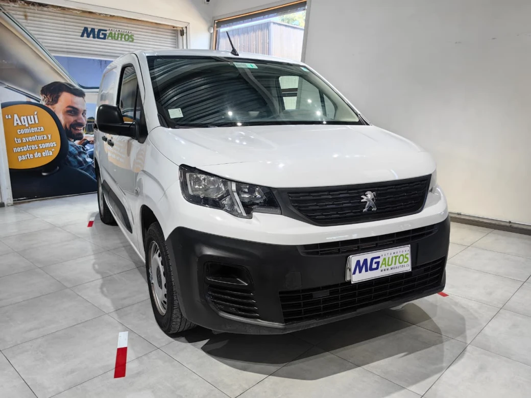 imagen 0 de vehiculo con id 2100